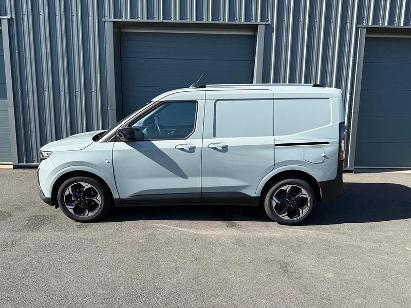 Usado Ford Transit Limited 125 HP (91 kW) 2024 Cinzento Van