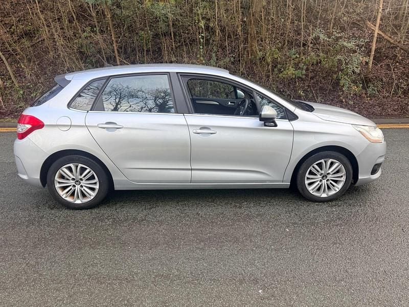 Used Citroën C4 VTR Sport 90 HP (66 kW) 2014 Silver Hatchback