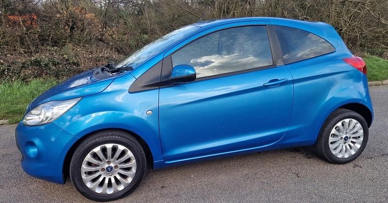 Used Ford Ka Zetec 69 HP (50 kW) 2011 Blue Hatchback