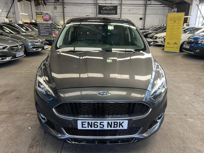 Used Ford S-MAX Sport 180 HP (132 kW) 2015 Grey MPV
