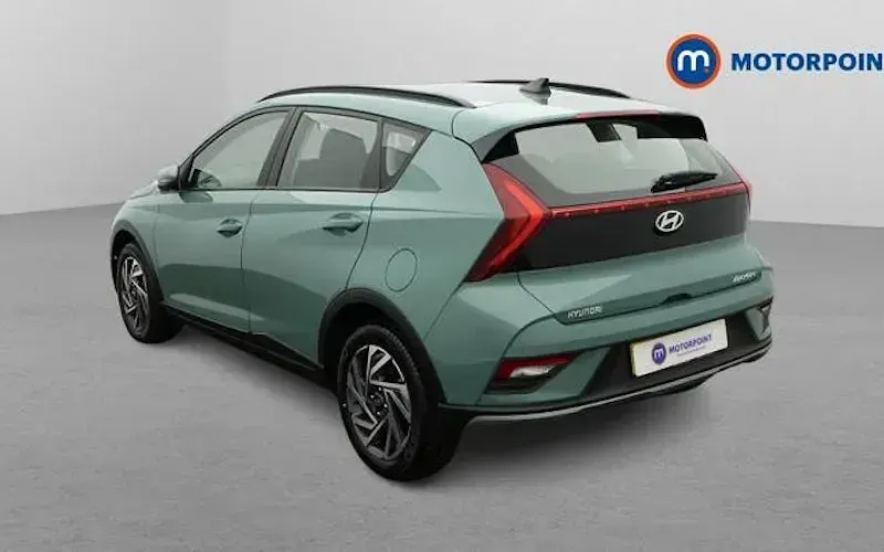 Begagnad Hyundai Bayon Advanced 101 HK (74 kW) 2025 Grön SUV