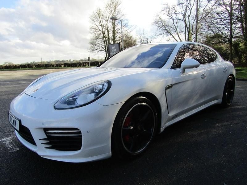 Used Porsche Panamera 434 HP (319 kW) 2015 Hatchback
