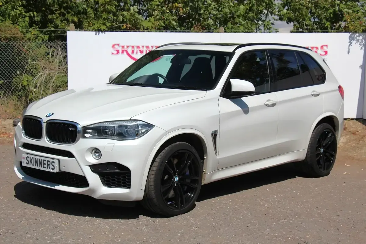 Used BMW X5 M M Sport 575 HP (422 kW) 2018 White SUV