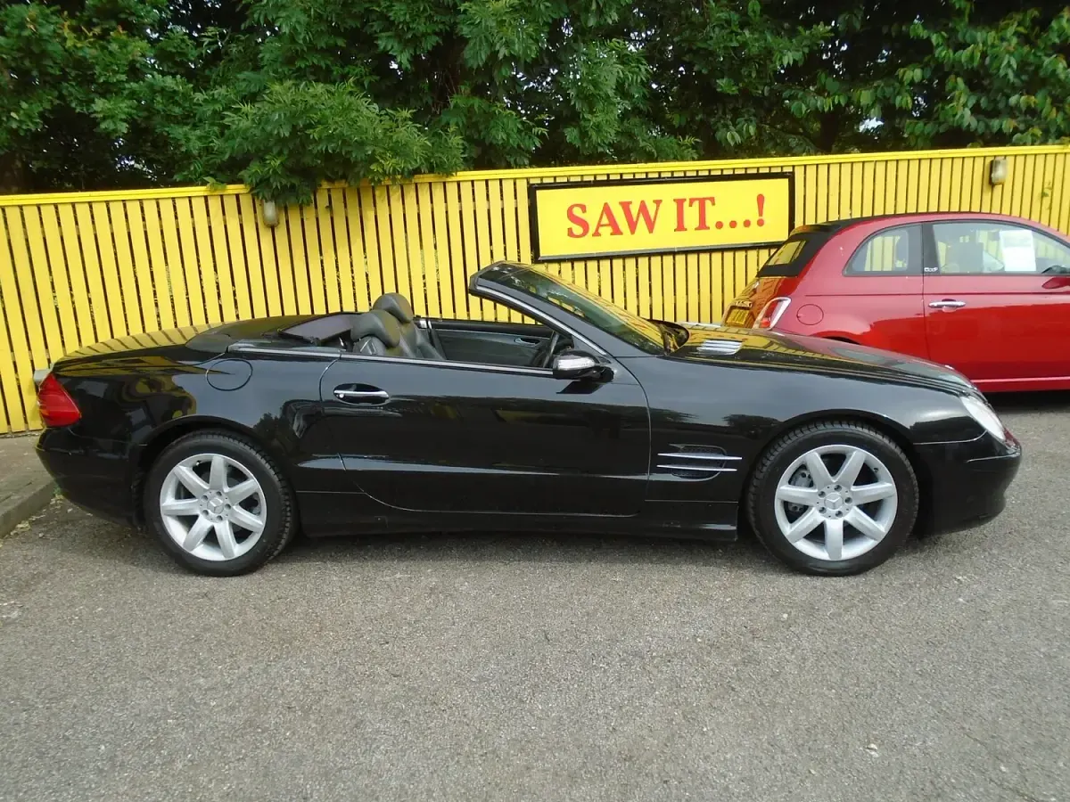 Used Mercedes SL350 245 HP (180 kW) 2004 Black Cabriolet