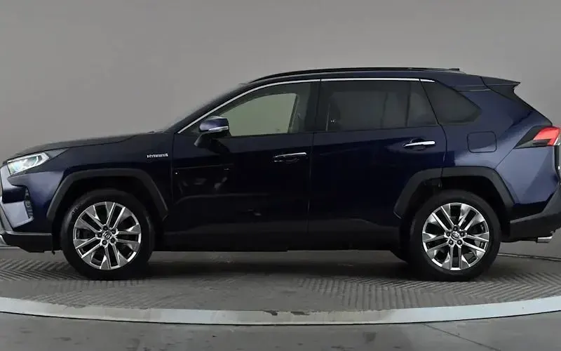Used Toyota RAV4 218 HP (160 kW) 2025 SUV