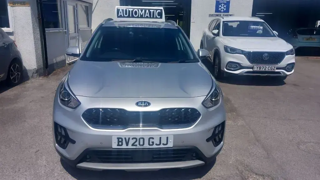 Used Kia Niro 139 HP (102 kW) 2020 Silver SUV