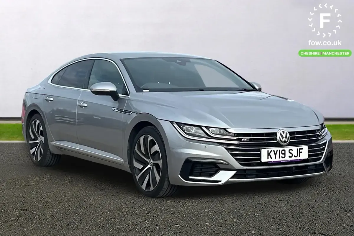 Used VW Arteon R-line 190 HP (139 kW) 2018 Hatchback