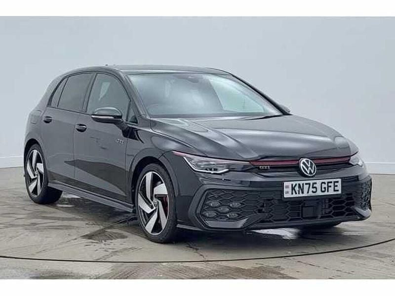 Used VW Golf VIII 265 HP (194 kW) 2025