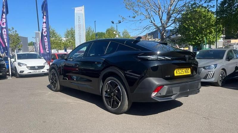 Usado Peugeot 408 GT 134 CV (98 kW) 2025 Negro SUV
