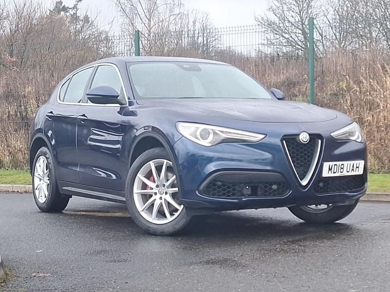Used Alfa Romeo Stelvio Edizione Speciale 280 HP (205 kW) 2018 Blue SUV
