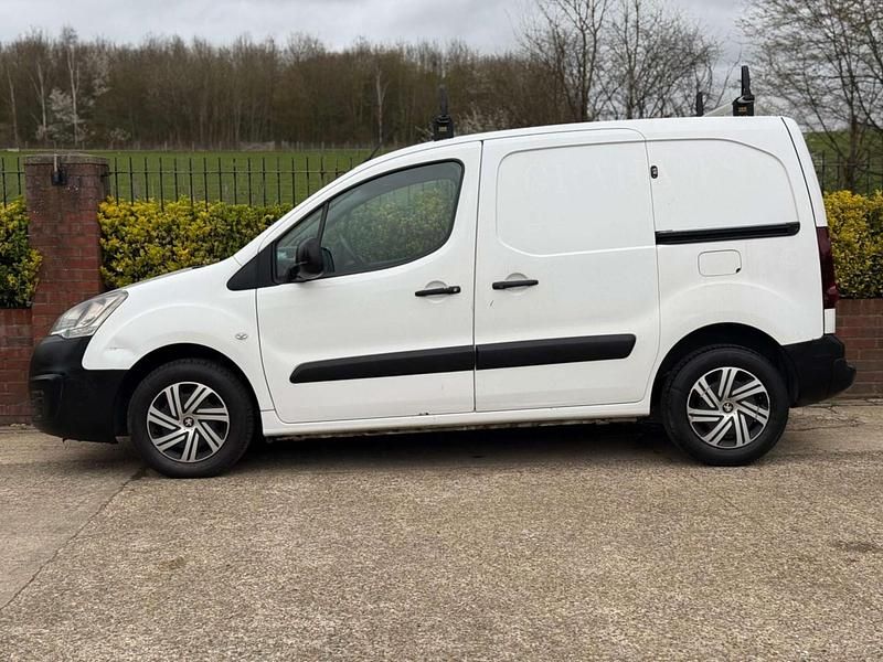 Second-hand Peugeot Partner 2017 Alb