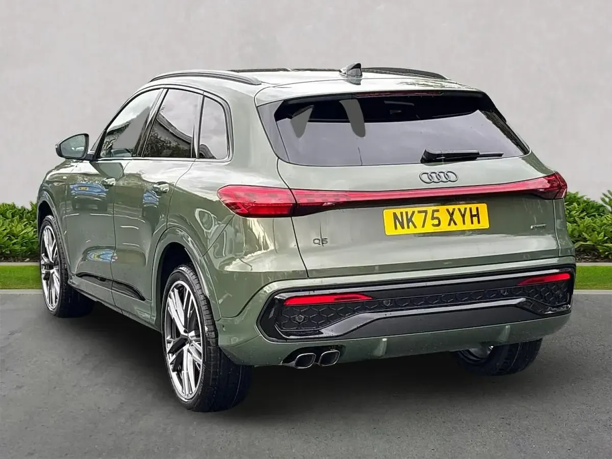 Used Audi Q5 Advanced 204 HP (150 kW) 2025 Green SUV