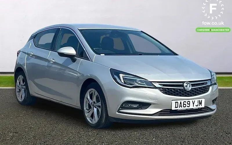 Usado Vauxhall Astra Active 136 HP (100 kW) 2019 Citadino