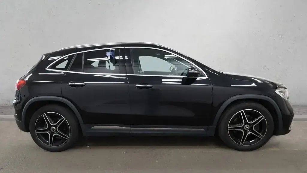 Used Mercedes GLA200 AMG Line Premium 163 HP (119 kW) 2023 Black SUV