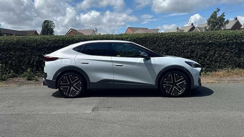 Used Cupra Tavascan VZ2 250 kW (340 HP) 2025 White SUV