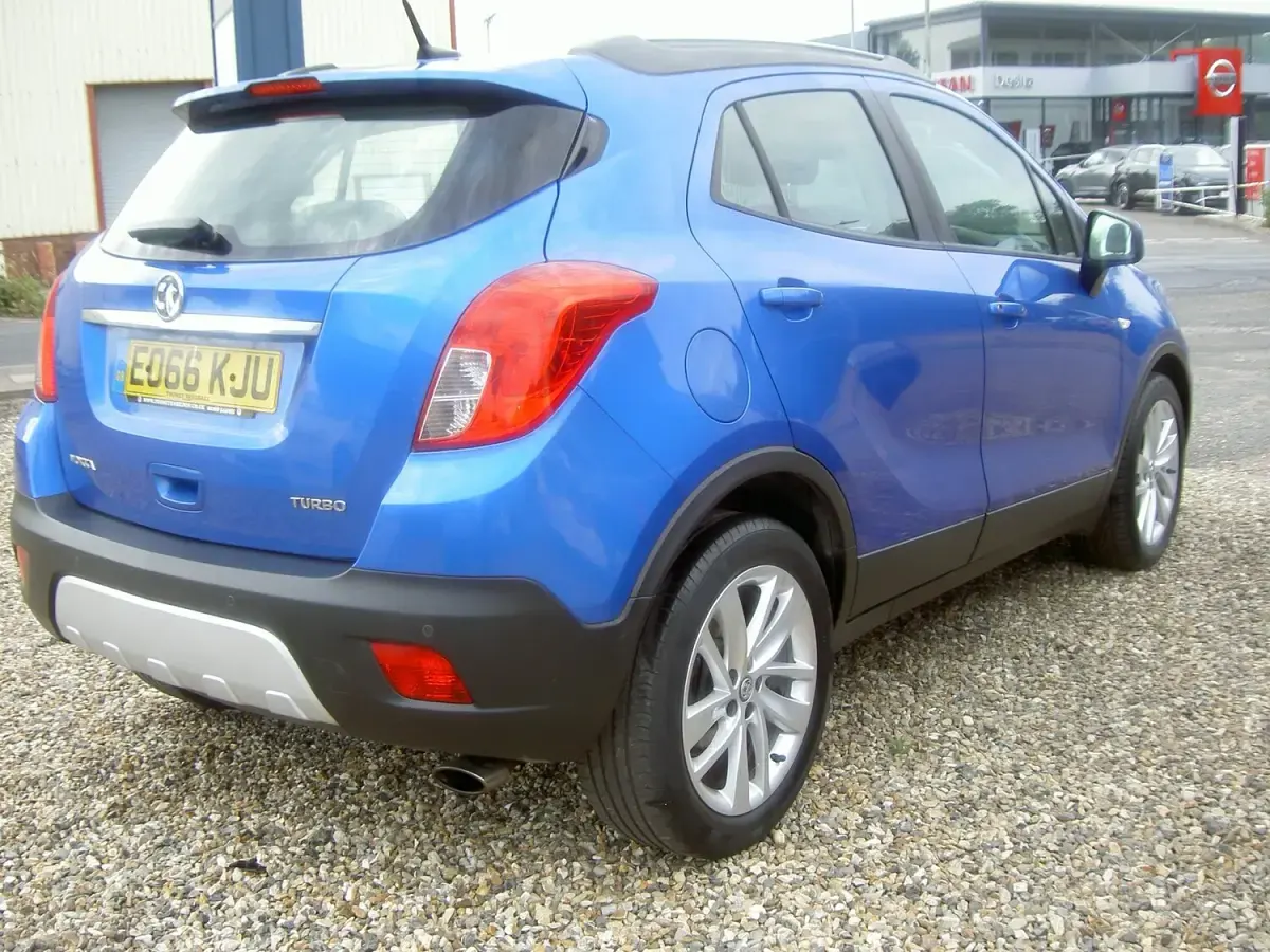 Used Vauxhall Mokka 152 HP (111 kW) 2016 Blue SUV