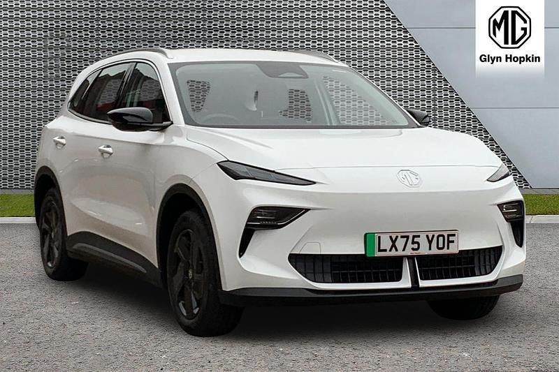 White New 2025 MG MG5 EV SE Estate | £21,960 - Image 1/4