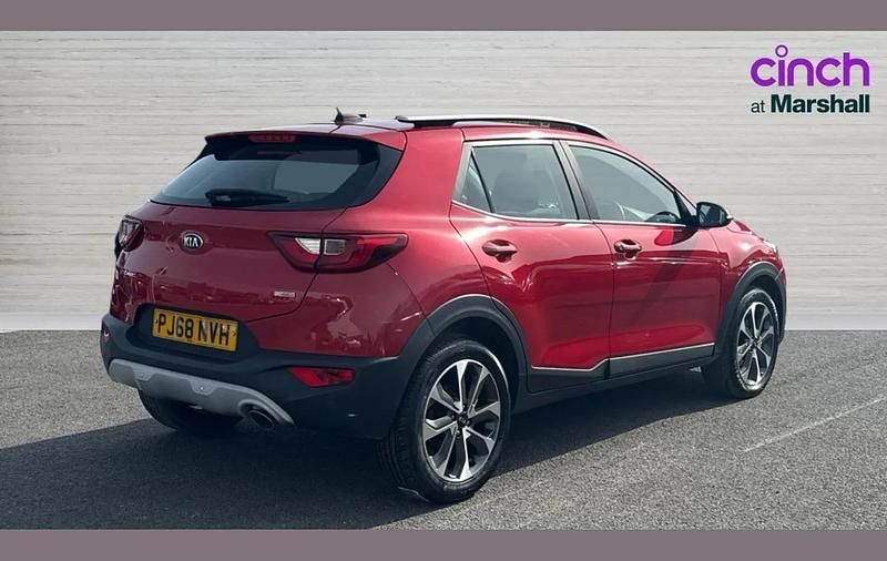 Used Kia Stonic 118 HP (86 kW) 2018 Red SUV