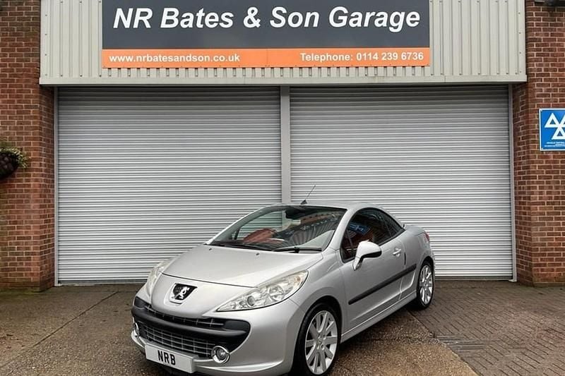 Used 2007 Peugeot 207 CC Cabriolet | £2,495 (Fair price) - Image 1/1