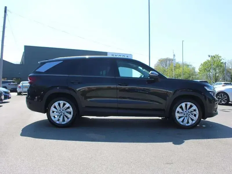 Second-hand Skoda Kodiaq SE L 150 CP (110 kW) 2025 Negru SUV