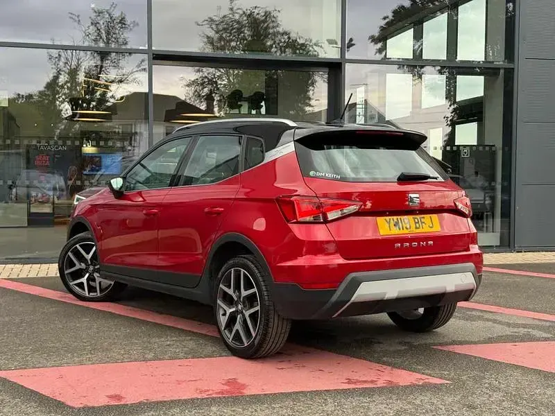 Used Seat Arona XCELLENCE Lux 2019 Red SUV