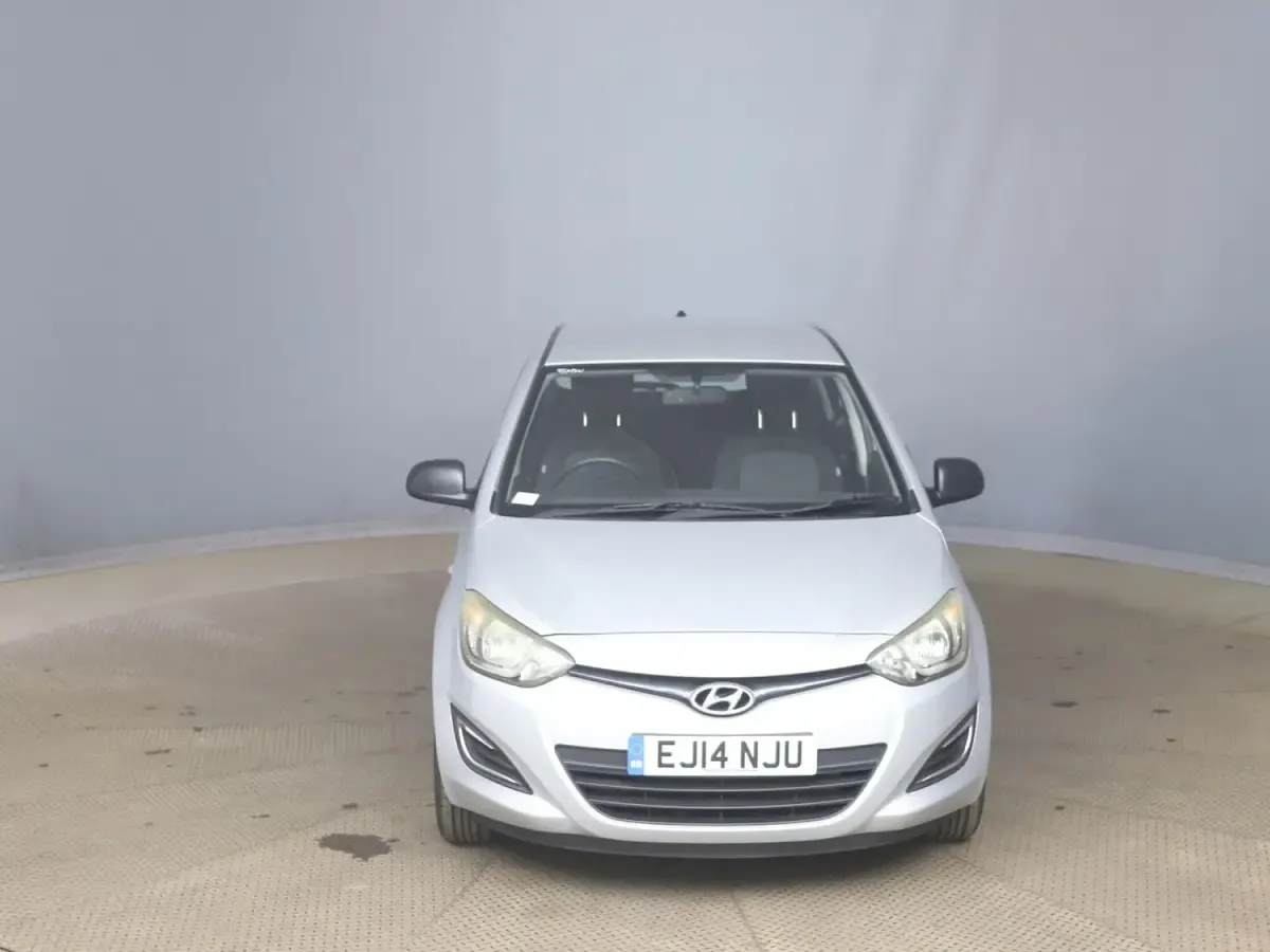 Used Hyundai i20 Classic 2014 Silver Hatchback