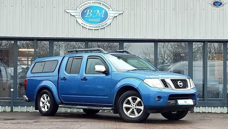 Blue Used 2011 Nissan Navara Tekna Pickup | £4,000 (Fair price) - Image 1/4