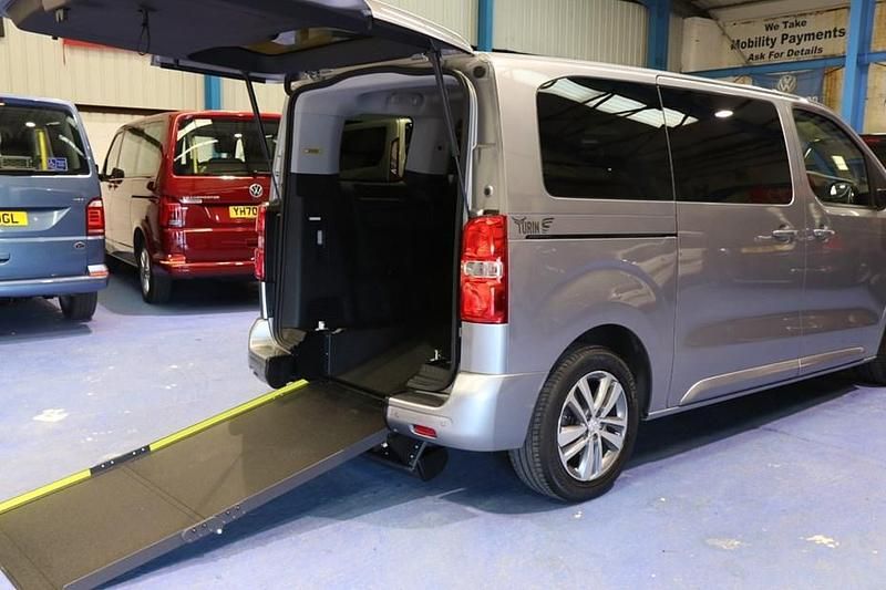 Grey Used 2021 Peugeot Traveller Active MPV | £28,650 (Fair price) - Image 1/1
