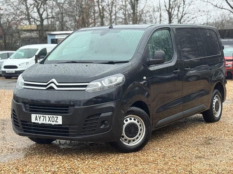 Używany Citroën Dispatch 2021 Czarny Minivan