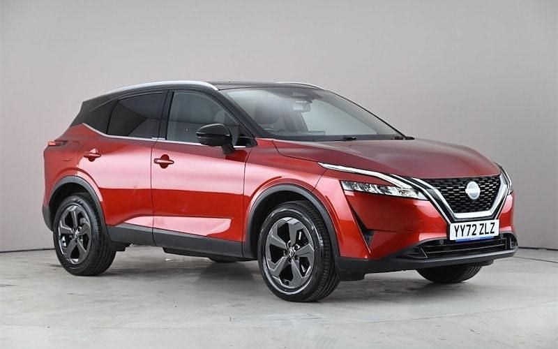 Used Nissan Qashqai N-Connecta 140 HP (102 kW) 2023 Red SUV