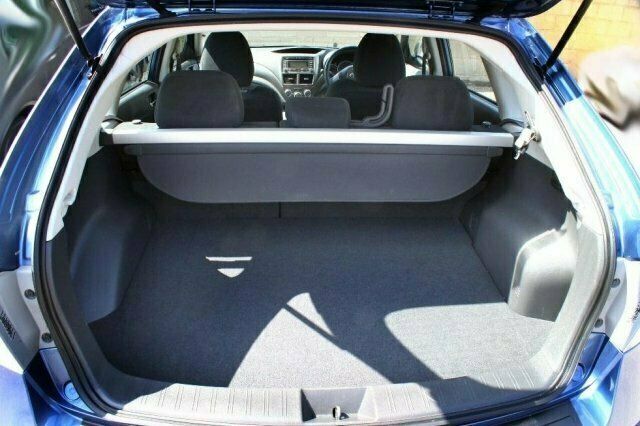 Begagnad Subaru Impreza 2008 Halvkombi