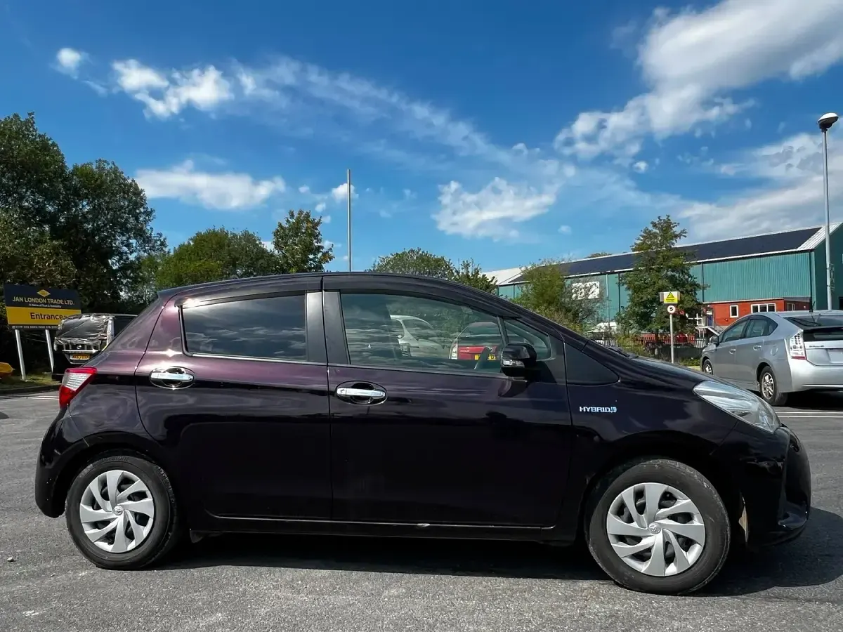 Used Toyota Vitz 2026 Mauve/purple Hatchback