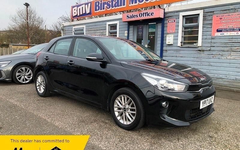 Begagnad Kia Rio 77 HK (56 kW) 2017 Halvkombi