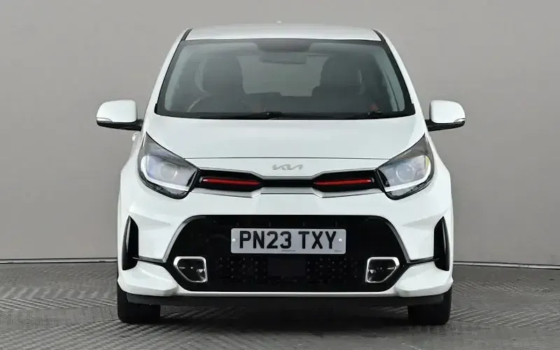 Used Kia Picanto GT-Line 67 HP (49 kW) 2023 White Hatchback