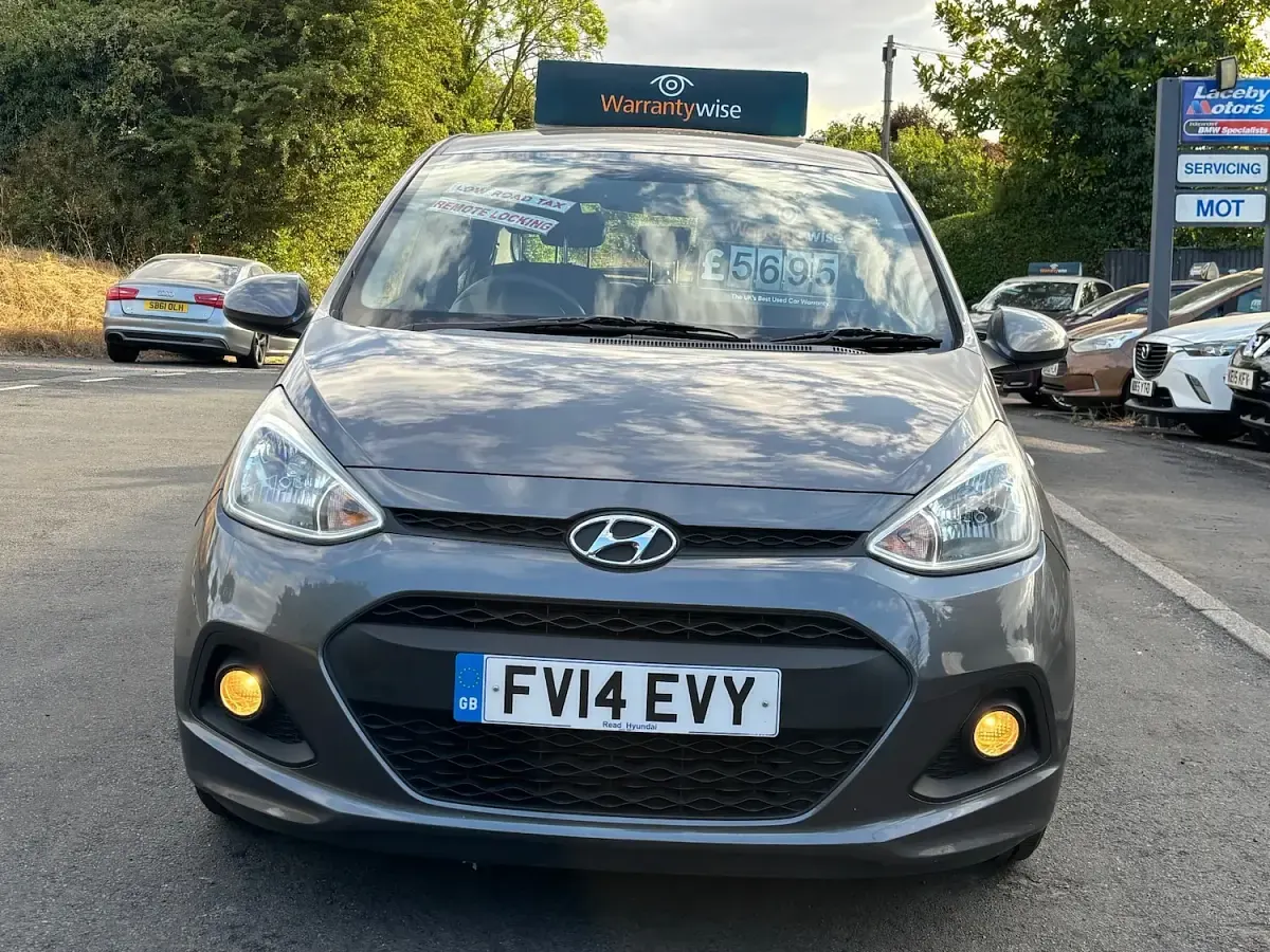 Used Hyundai i10 SE 67 HP (49 kW) 2014 Grey Hatchback