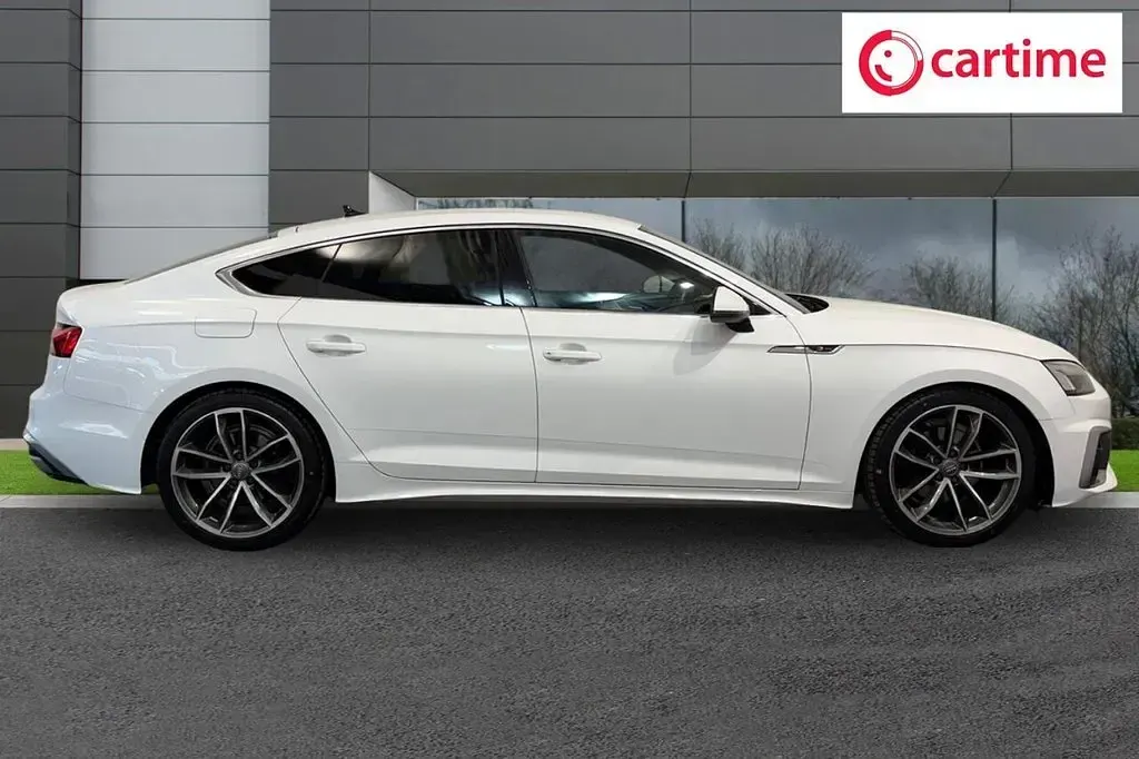Used Audi A5 Sportback S-Line 150 HP (110 kW) 2020 White Hatchback