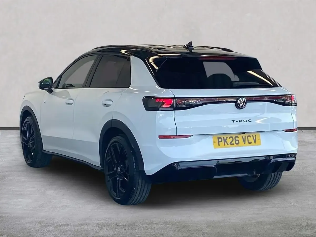 Used VW T-Roc R-line 147 HP (108 kW) 2026 Twotone SUV