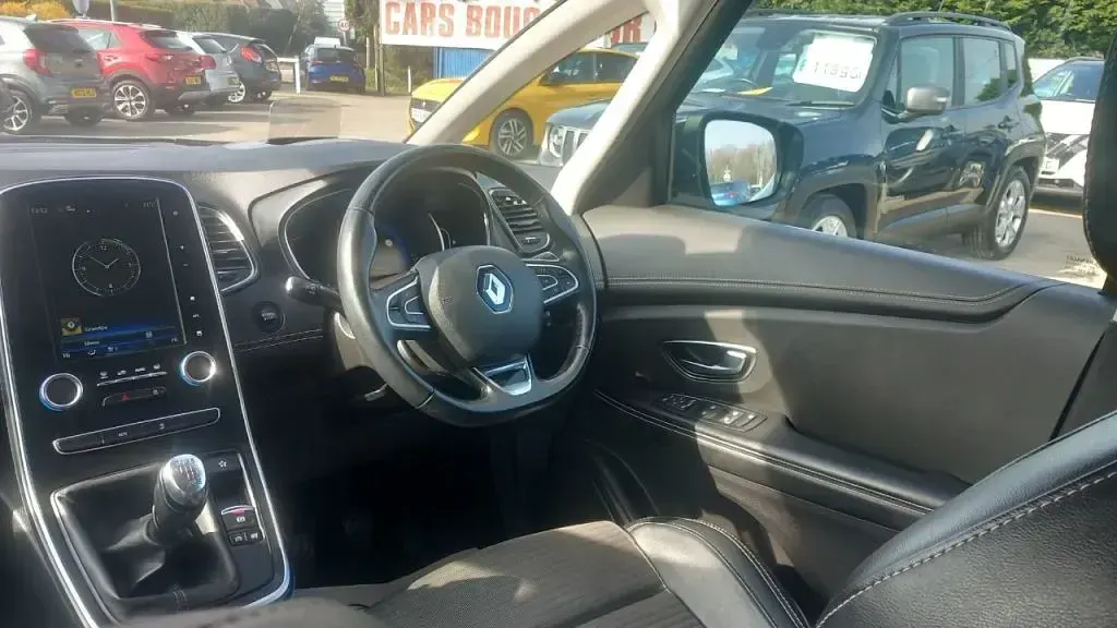 Used Renault Grand Scénic IV Dynamique 110 HP (80 kW) 2017 Blue/black MPV