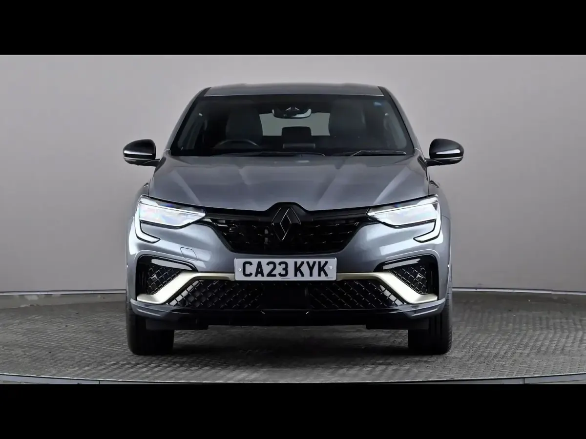 Used Renault Arkana Engineered 2023 Grey SUV