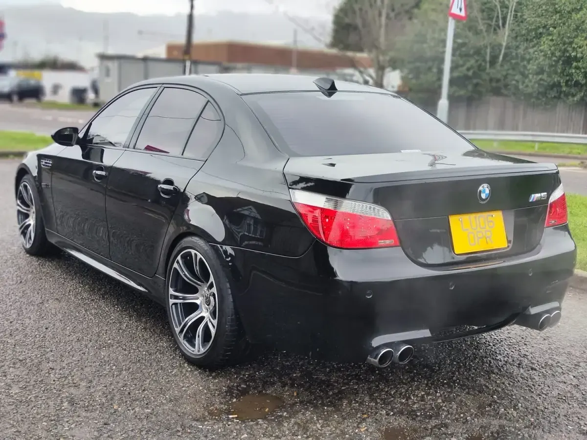 Used BMW M5 Comfort Edition 499 HP (367 kW) 2006 Black Sedan