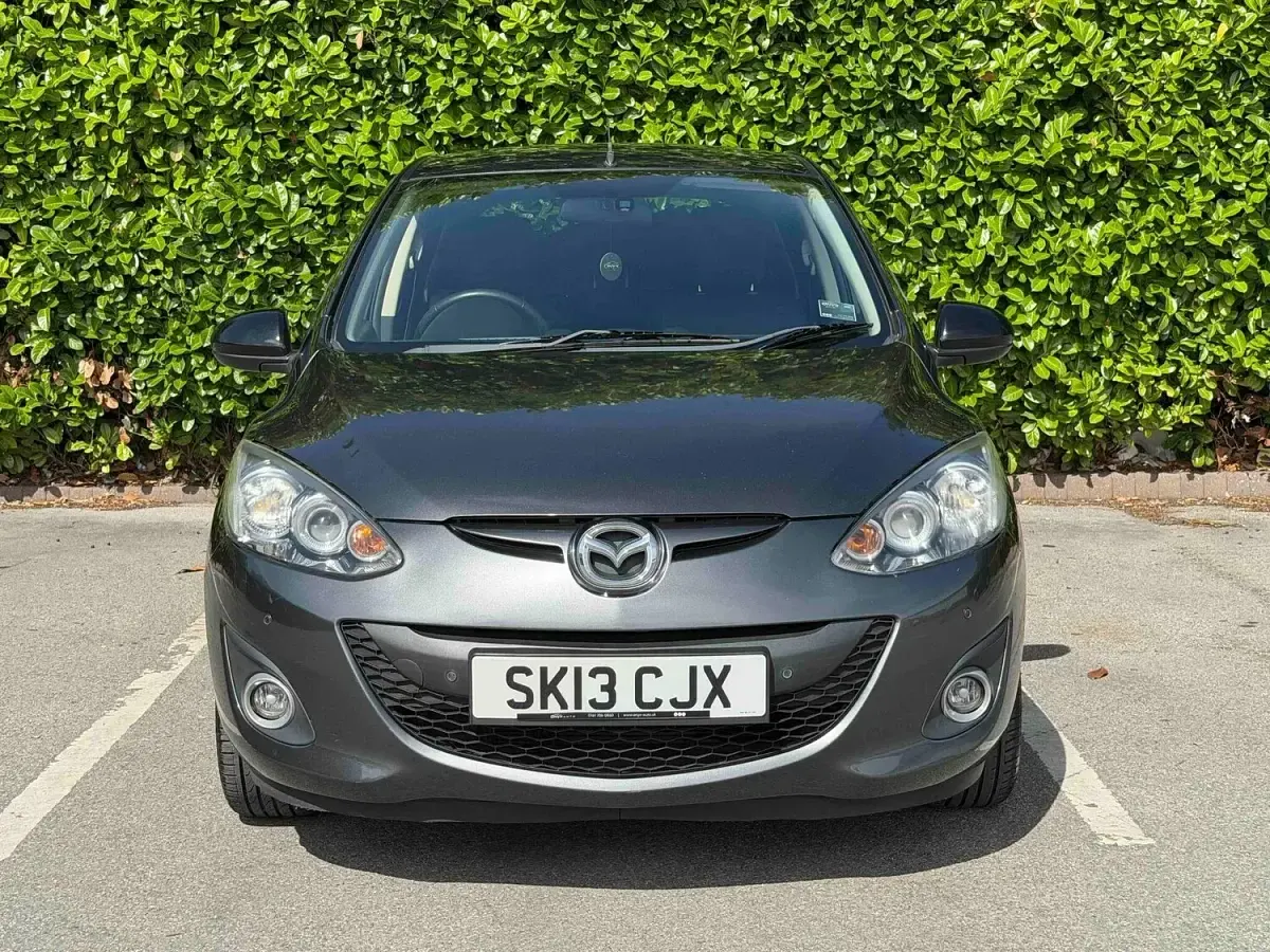 Used Mazda 2 Edition 84 HP (61 kW) 2013 Grey Hatchback