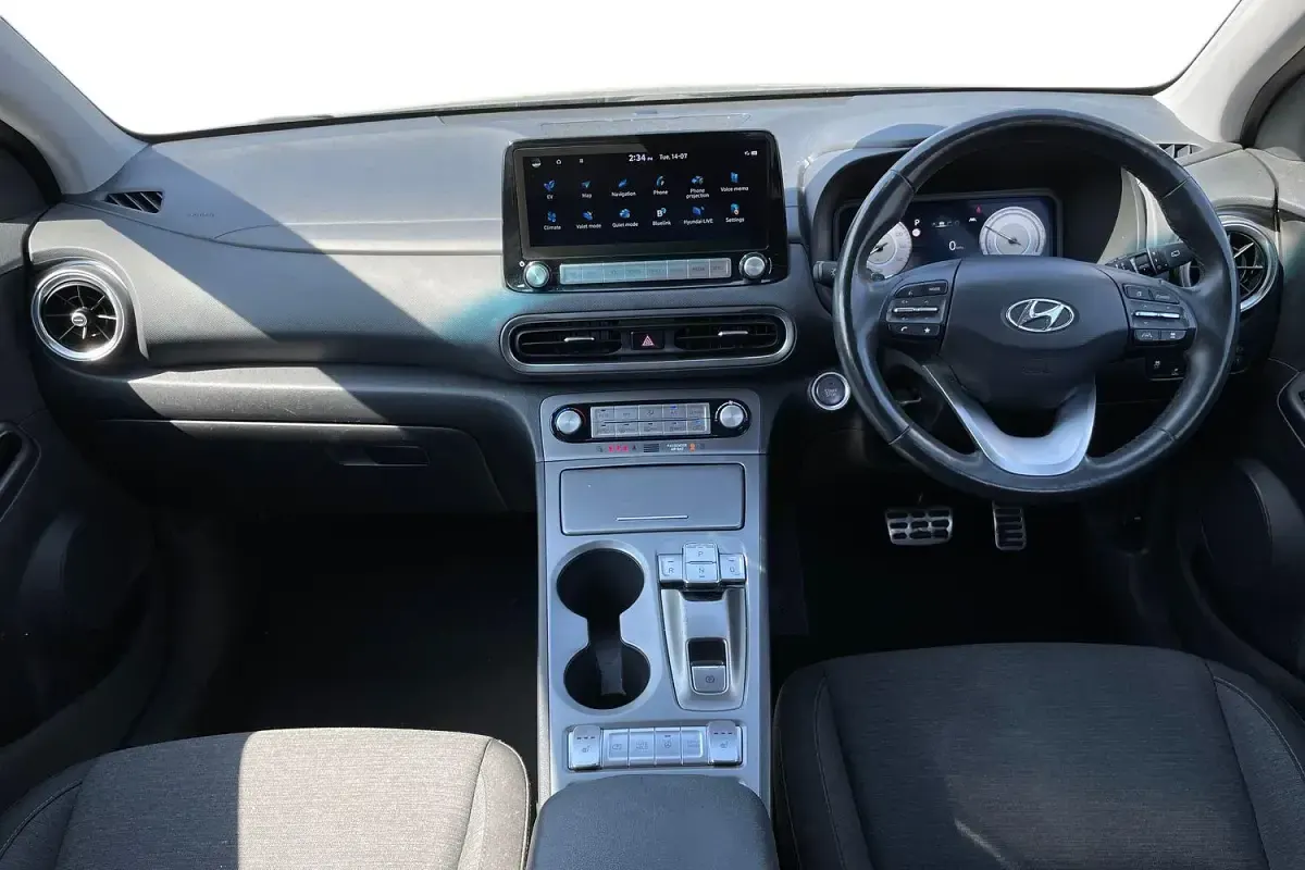 Used Hyundai Kona Premium 150 kW (204 HP) 2023 Grey SUV