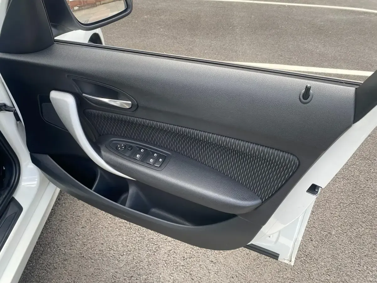 Used BMW 114 Performance 2012 White Hatchback