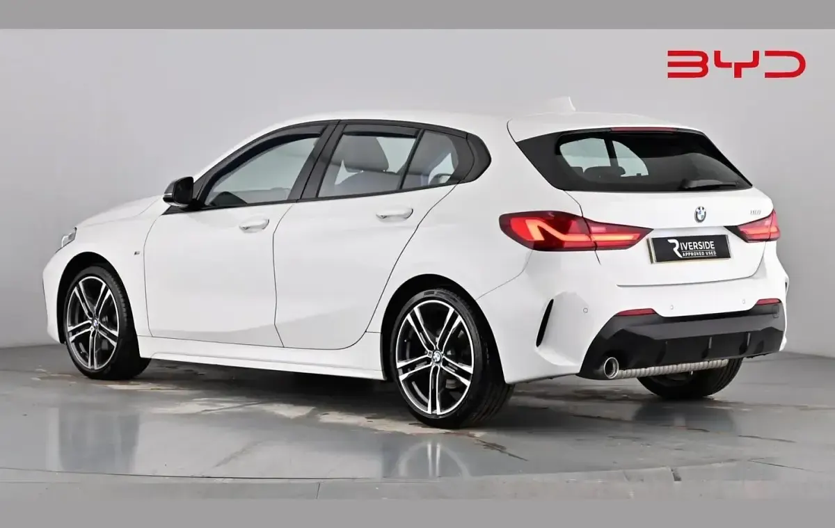 Used BMW 118 M Sport 140 HP (102 kW) 2020 Alpine white Hatchback