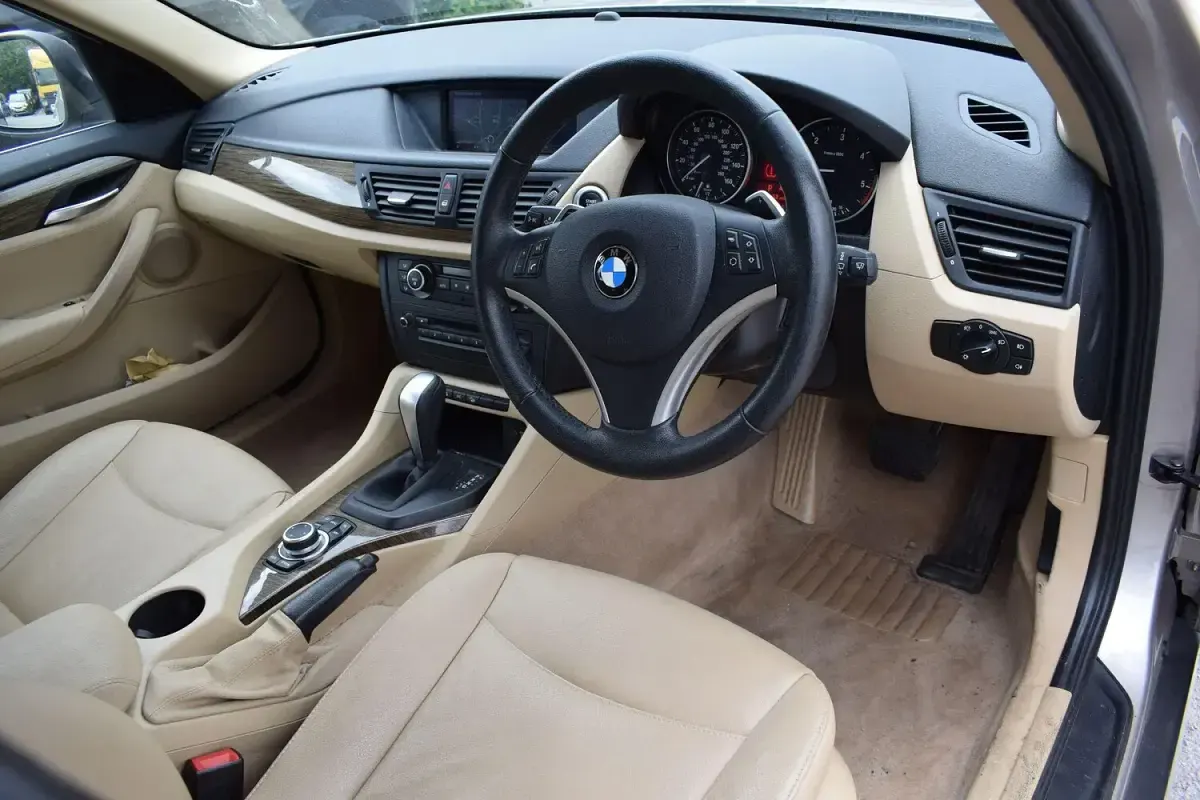 Used BMW X1 Executive 204 HP (150 kW) 2010 Silver SUV