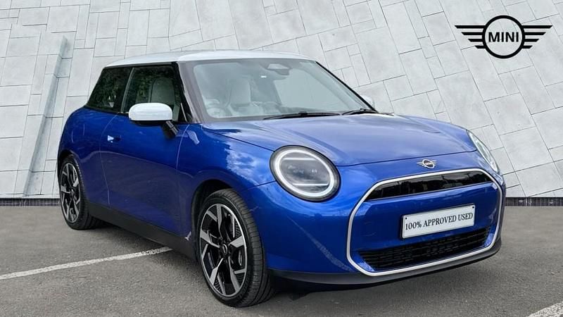 Blue Used 2024 Mini Cooper Hatch Hatchback | £26,295 (Expensive) - Image 1/4