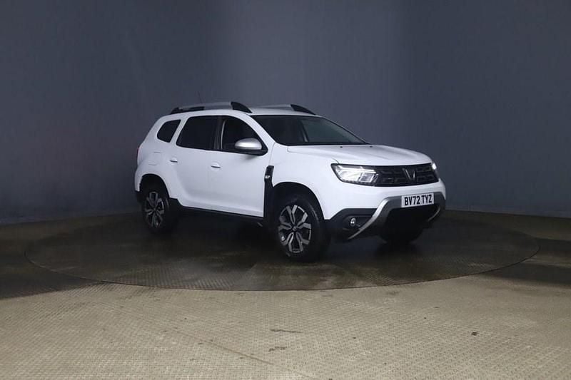Used Dacia Duster Prestige 90 HP (66 kW) 2022 White SUV