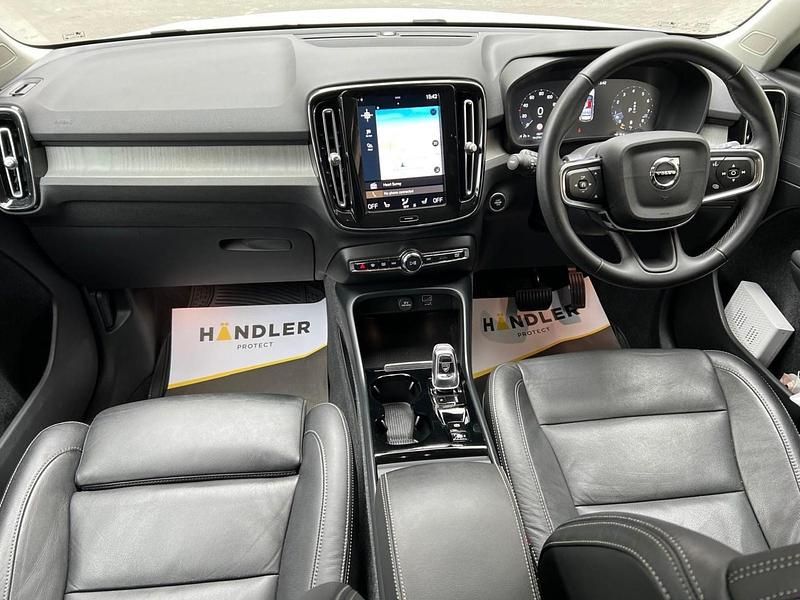 Used Volvo XC40 Inscription 2021 White SUV