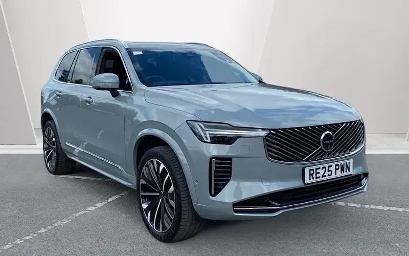 Gebraucht Volvo XC90 Ultra 250 PS (183 kW) 2025 SUV