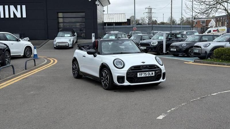 Used Mini Cooper 147 kW (201 HP) 2025 White Hatchback
